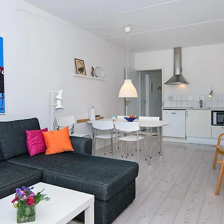 Lxii Apartment *