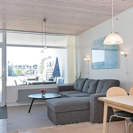 Apartment Lxii *